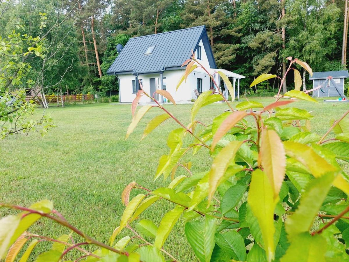 Jeszcze Bardziej Dziki Sad Villa Slajszewo ภายนอก รูปภาพ